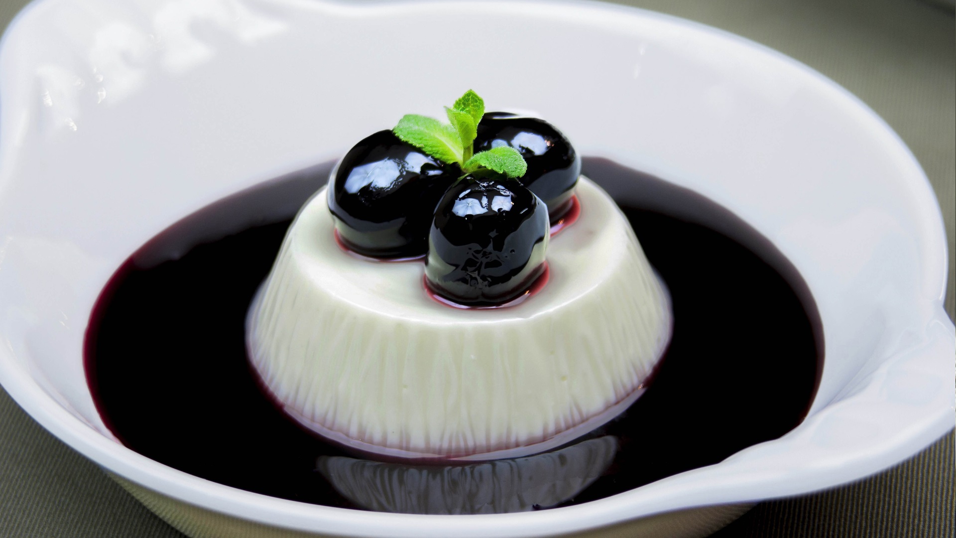 Panna cotta con amarene 