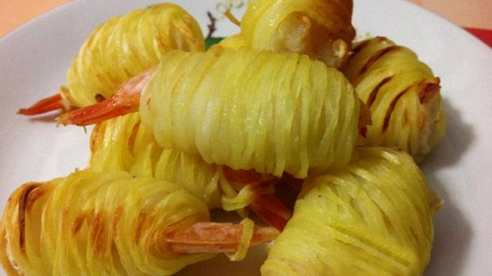 INVOLTINI DI GAMBERI E PATATE